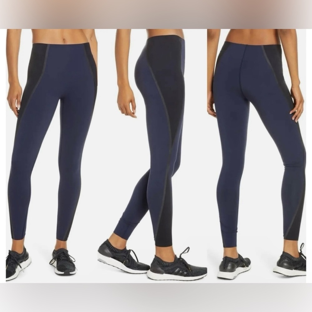 SPANX  Mesh Contour Active Leggings in Lapis Night Blue SIZE: Snall
